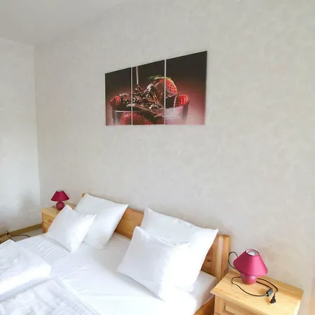 Csokolade Pensión 3*