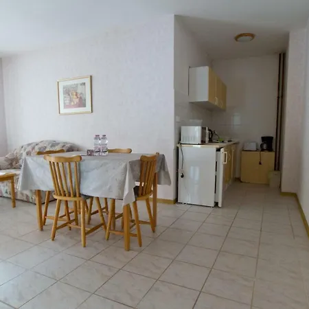 Csokoládé Pensión 3*