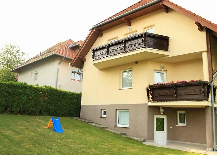 Pensión Csokolade 3*